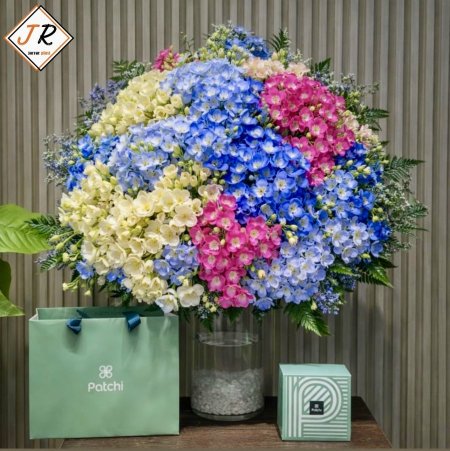 ضمة ورد ربيع الباستيل