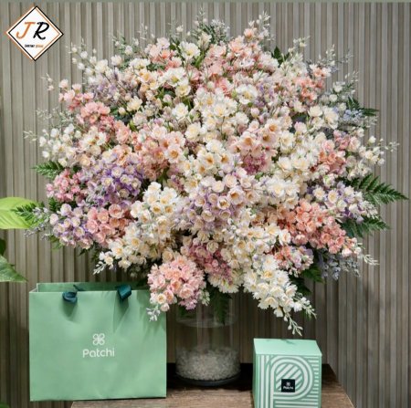 ضمة ورد الربيع